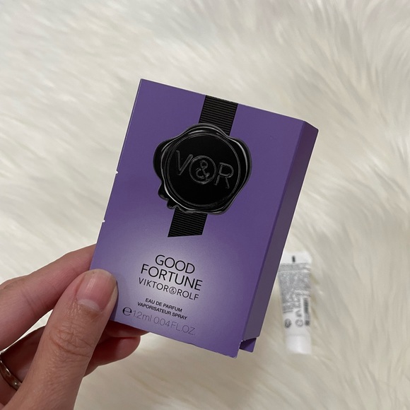 Viktor & Rolf Good Fortune & Sephora Clean Skin Gel Cleanser with Prebiotics - Picture 2 of 8